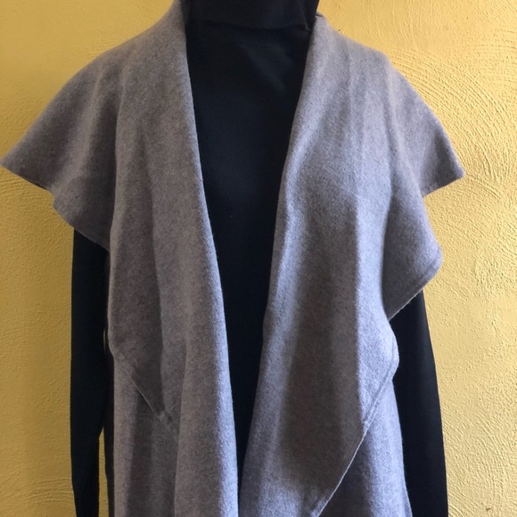 Club Monaco Cashmere Blend Long Sweater Vest! NWOT - Picture 2 of 9